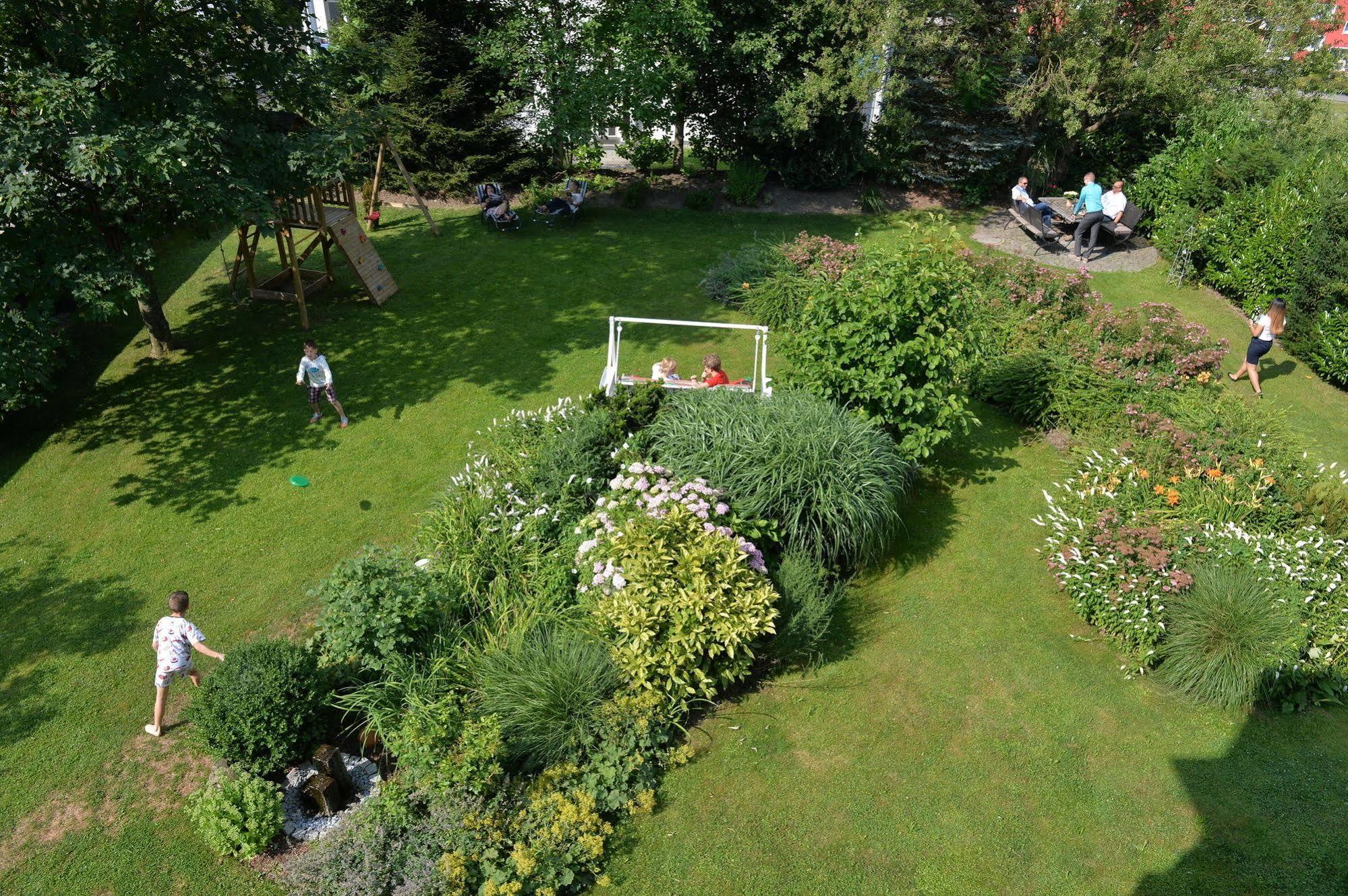Hotel Schöngarten garni Lindau  Exteriör bild